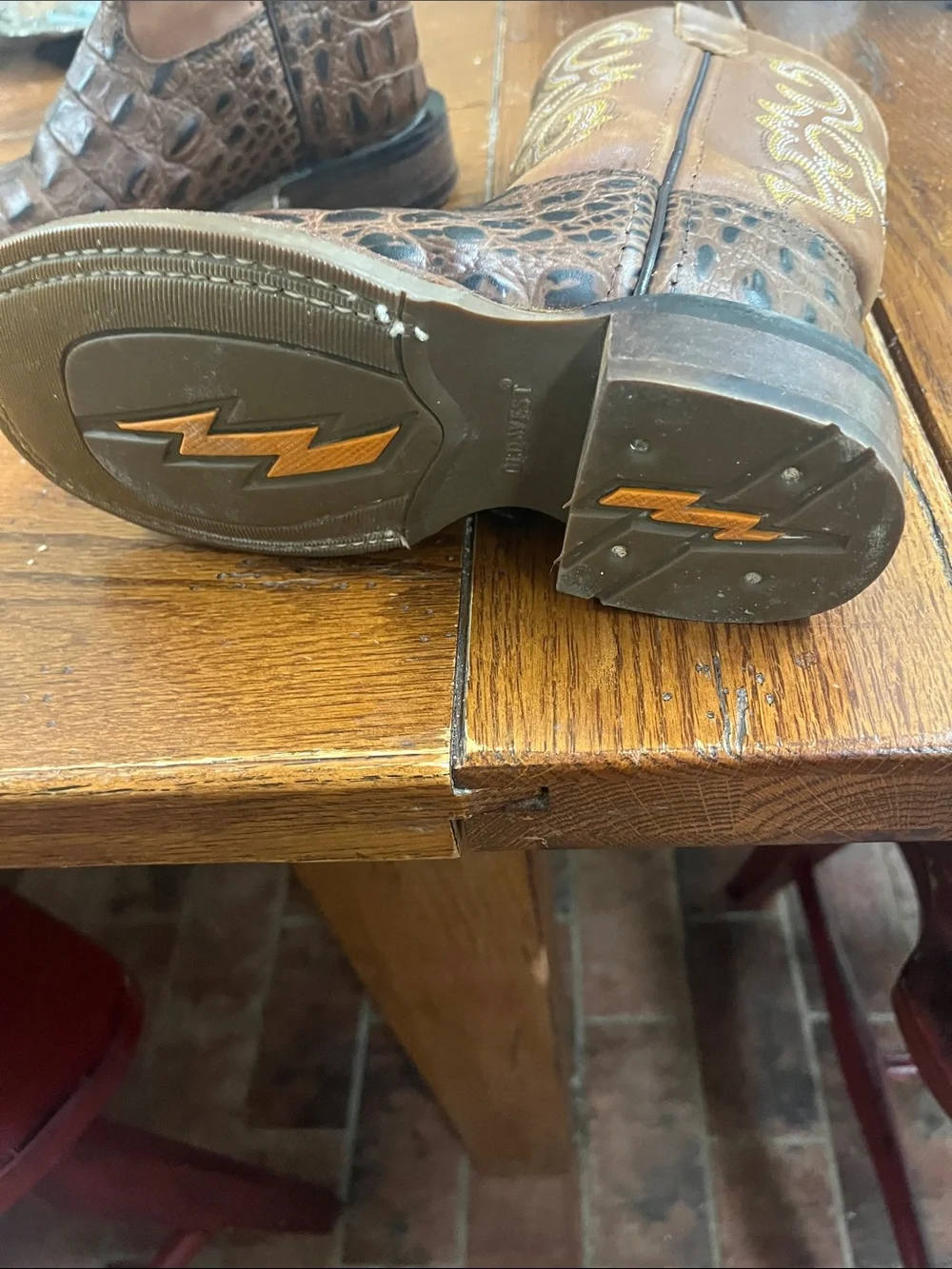 Old  West cowboy boots